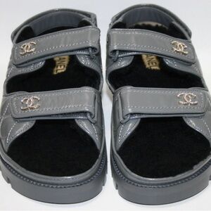 100% Authentic New CHANEL Quilted Leather Swarovski CC Dad Sandals Size 36